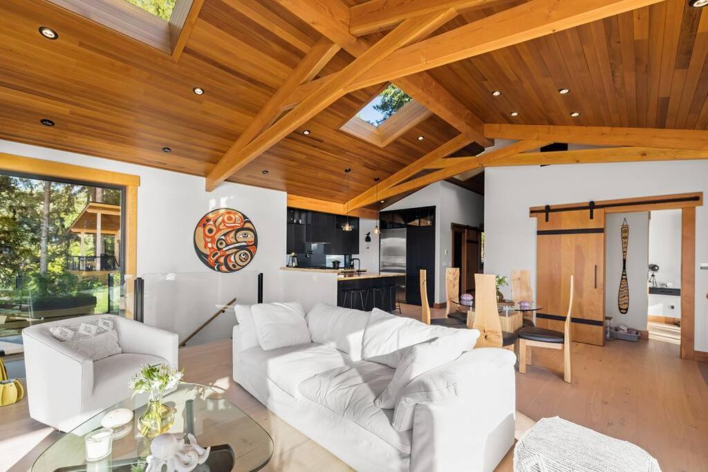 スーク Kingfisher Manorヴィラ エクステリア 写真
